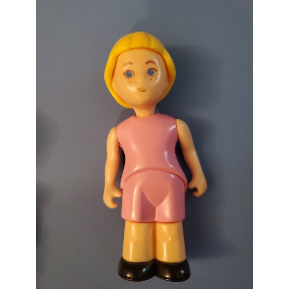 Vintage‎ Little Tikes Dollhouse Blonde Little Sister Doll In Pink
